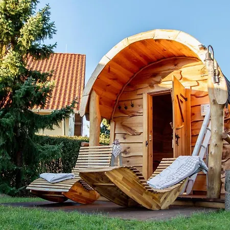 Am Bergeshang Holiday home *